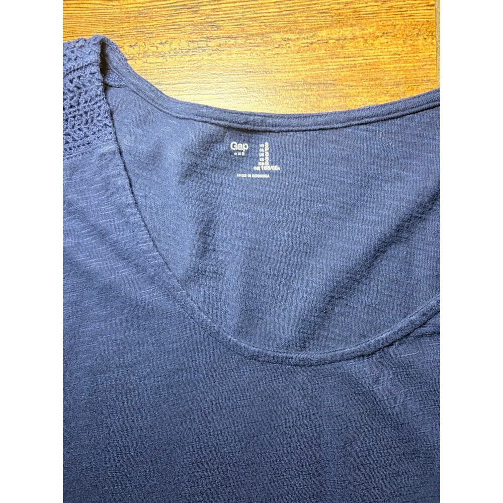 Gap Slub Knit Crochet-Trim Top - S - Picture 2 of 3